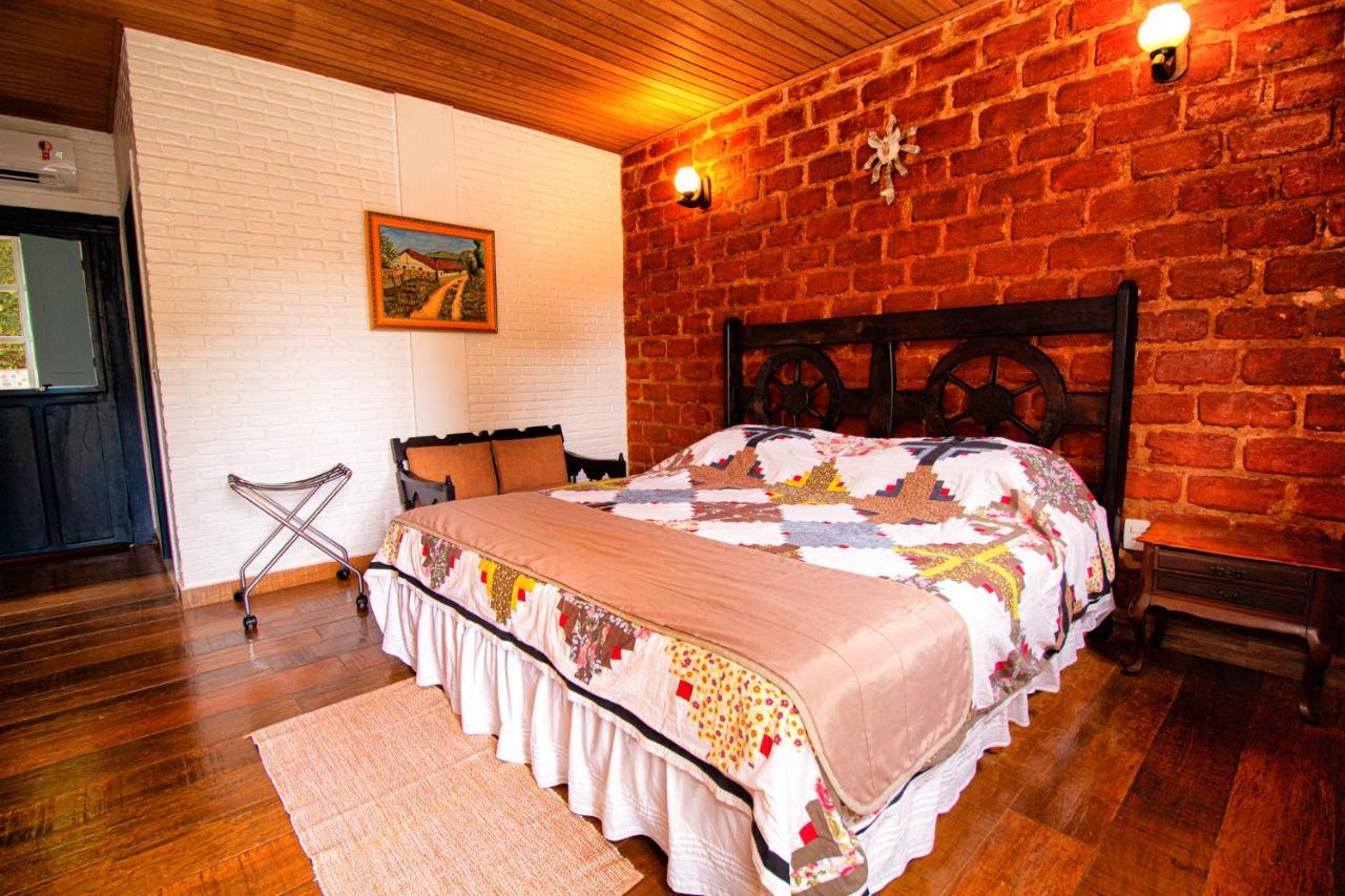 Pousada Villa Bia Пиренополис Экстерьер фото